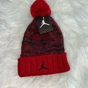 YOUTH KNITTED BEANIE RED/BLK/GRAY  🎈🖤